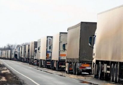 صف طولانی ۵۰۰ کامیون‌ در مرز بازرگان/ گمرک: ترکیه همکاری نمی‌کند